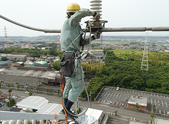 送電線工事イメージ02